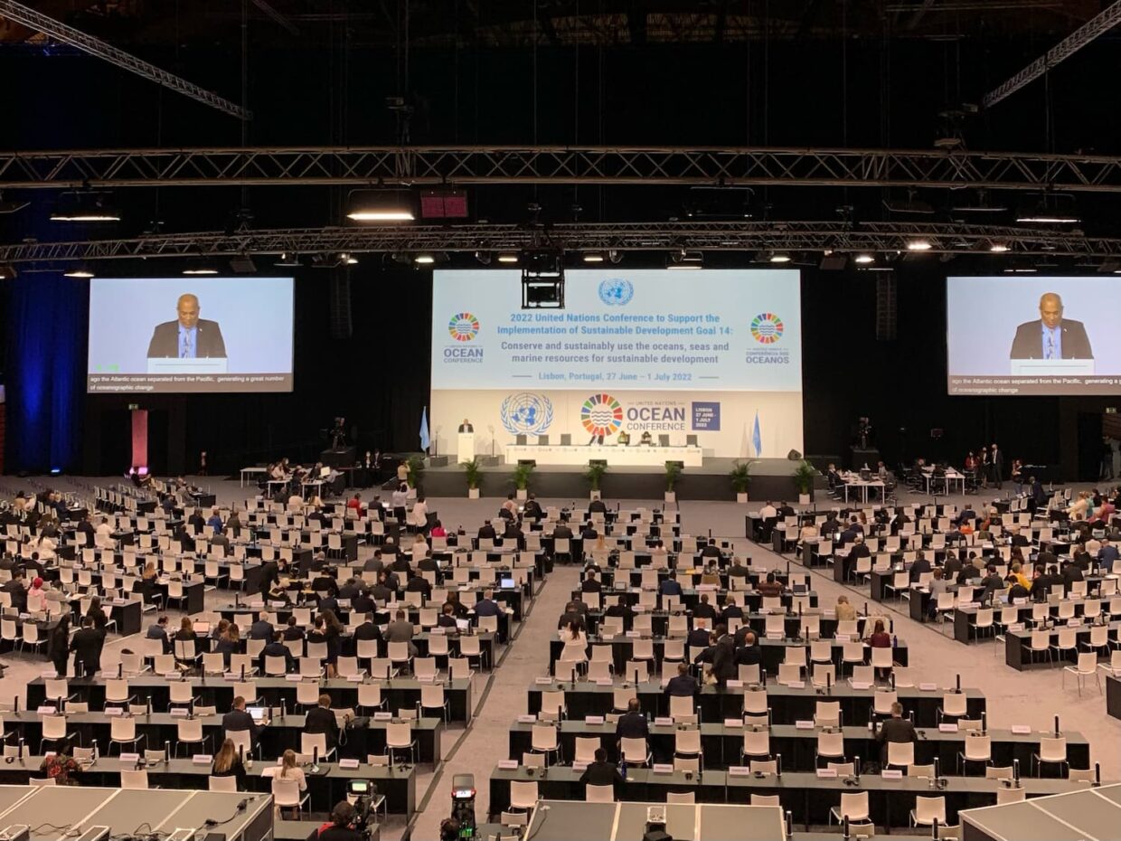 Salle plénière de la conférence des Nations Unies sur l’Océan à Lisbonne